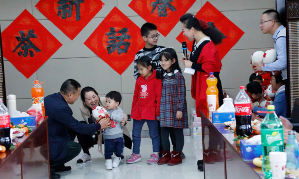 201901181547796565760048.png 不忘初心勇担当、牢记使命谱新篇——2019年海淀区文化委迎新春茶话会圆满举行491.png