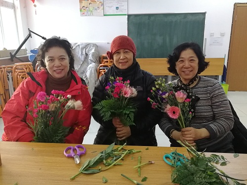 201903071551948776391421.jpg 迎三八插花 (3).jpg