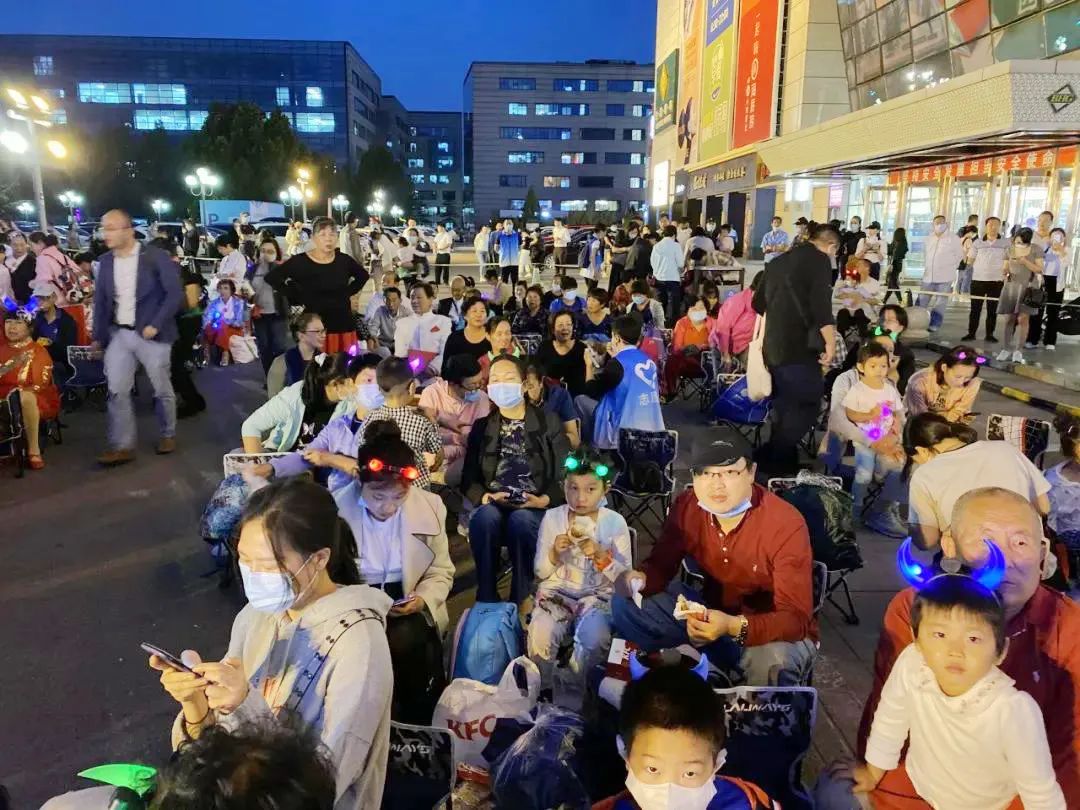 202009281601278161889010.jpg 晚会1.jpg