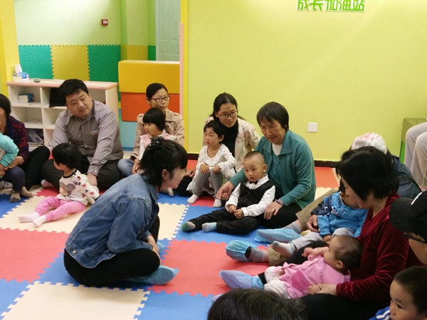 凯盛家园社区 音乐游戏早教活动照片.jpg