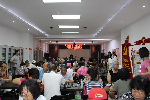 201807051530780190748341.jpg 以棋会友 其乐融融 (1).JPG