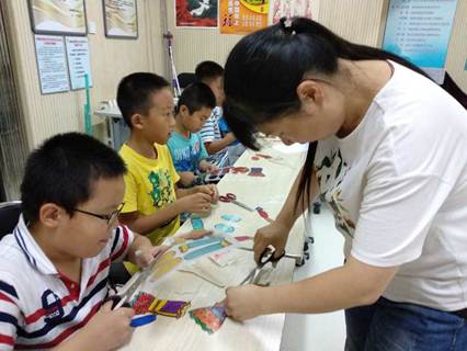 201807111531298736422443.jpg 说明: D:\邱妍娟-街道\关于进行“文化@海淀--海淀公共文化服务数字平台”数据初始化信息采集工作的通知\照片\康桥\青少年暑期非遗活动7.9\微信图片_20180711160400.jpg