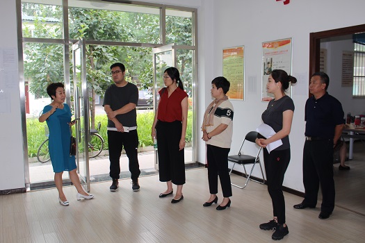 201807131531469528351082.jpg 东升镇副镇长殷秀颀一行赴塔院村调研公共文化服务体系建设 (2).JPG