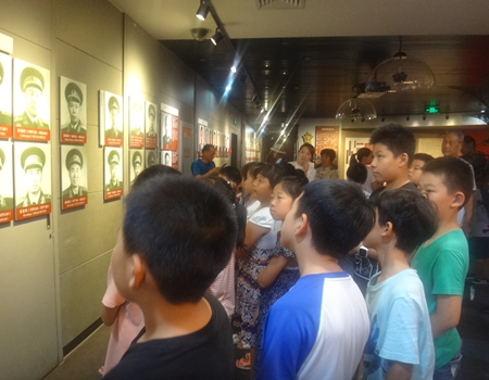 201808271535334562532153.jpg 崇敬之情.JPG