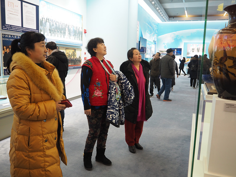 201812291546066059893405.jpg 仔细观看_副本.jpg